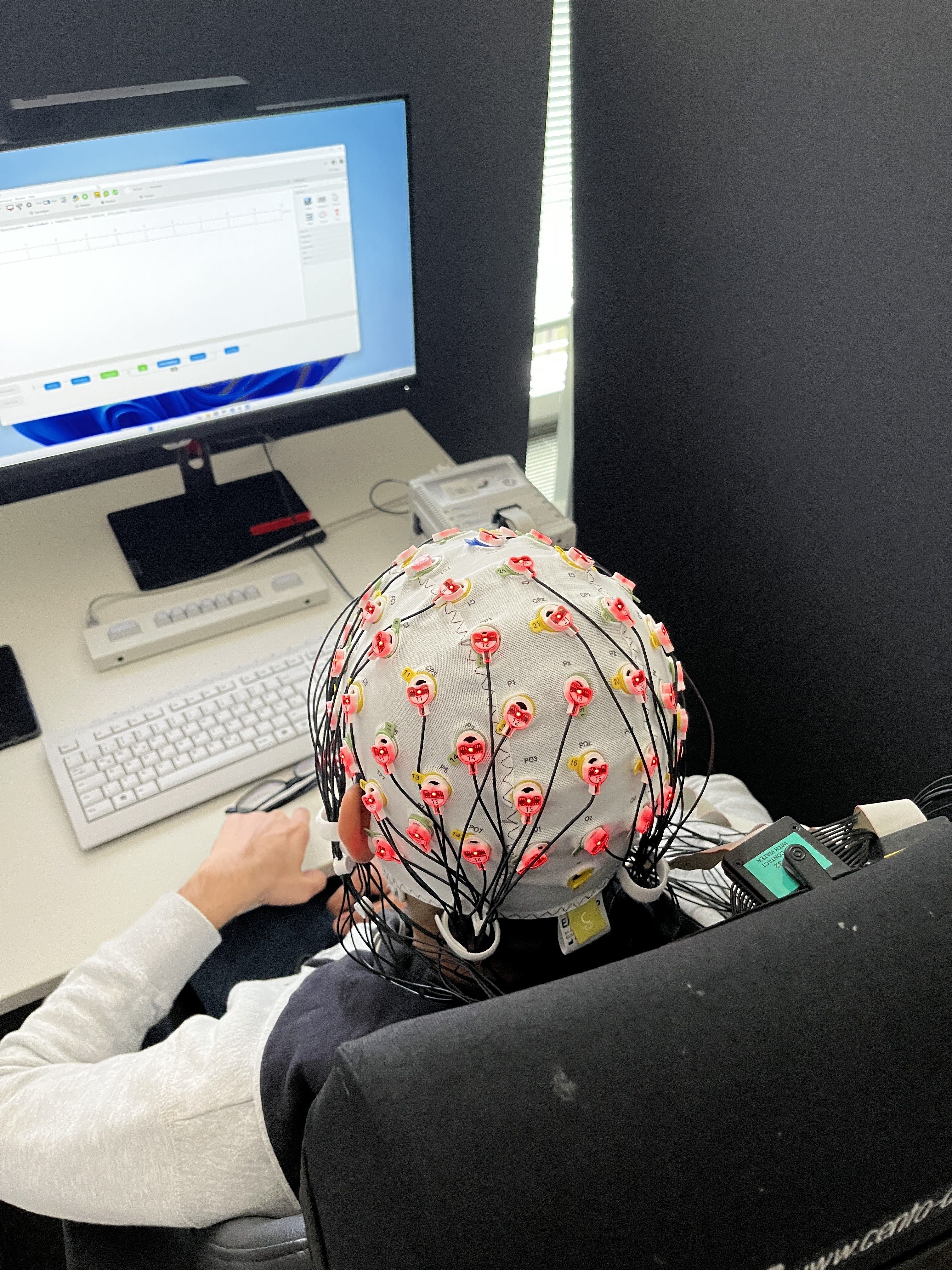 First EEG data registration in the lab